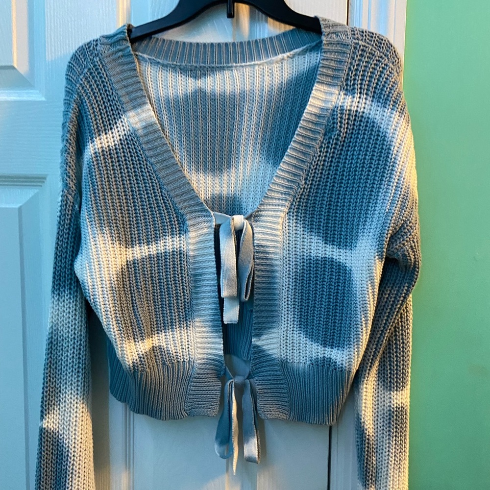 Aeropostale Wear it 2 Ways Sweater
